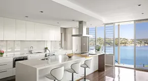 Deluxe Waterfront Queen Room in Caringbah South - Gorgeous Views All Around - Shared Bathroom - Image 5