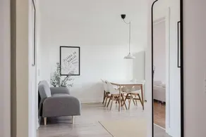 Stunning 6-Pax Apartment - Image 4