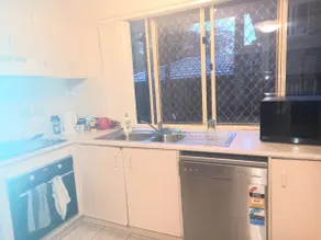 Floral Youth House (room1) - Image 3