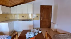Tirane Tranquility Cottage - Image 2