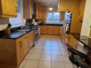 Decent Rooms in Wakefield - Image 3