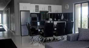 CONDO VILLAS ON MARINE DRIVE - Image 4