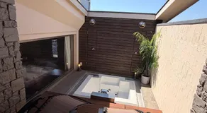 ライオンズロック - Image 3