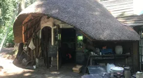 Yeovil Accomodation Business & Pleasure, 2 dble Bedrooms, Bathroom en-suite, Kitchen, Lounge, Diner, Garden, 365 acres Forest & Streams, Workers huts available with lrge Van parking - Image 4