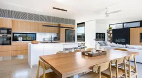 Banksia I Absolute Beachfront - Image 3