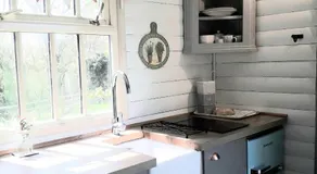 The Shepherd's Hut - Image 2