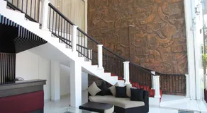 Nathaliya Transit Hotel - Image 4