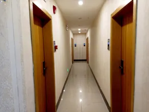 Phoenix Hotel - Image 4