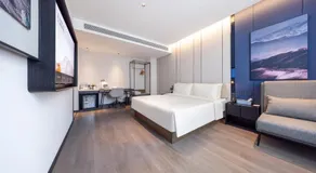 Atour Hotel Wuhan Optics Valley Plaza Nationalities University - Image 2