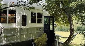 American School Bus Retreat with Hot Tub in Sussex Meadow - Image 5