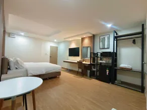 ICON SIAM charoen Luxe - Image 4