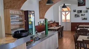 Hostinské pokoje nad restaurací Košetice se společnou koupelnou, WC a kuchyňkou - Image 3