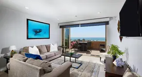 Water Front Spectacular Ocean View Large Balcony AC Pet Friendly - Image 2