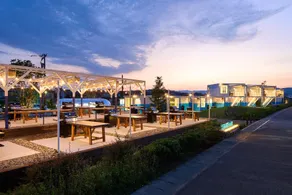 WHARF&CO. - Image 4