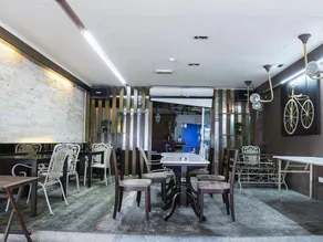 Twin Hotel - Image 3