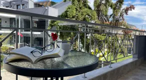 PREMIUM SUITES - Image 2