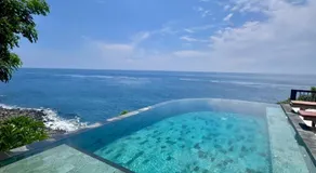 Makawi Tuwa Cliff - Luxury Cliff Stay with Private Beach, Infinity Pools and Ocean View - Image 2