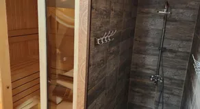 Hotel Central Point - Image 3