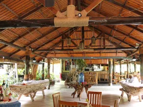 Hotel Chateau St Cloud - Image 3