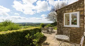 Stunning 3 Bedroom Cottage near Historic York - Image 4