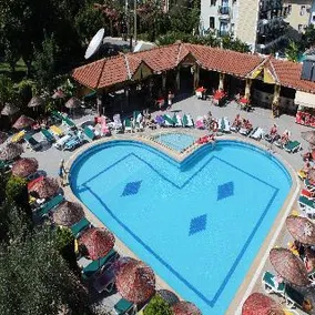 CLUB SUN VILLAGE APARTMENTS - Image 4