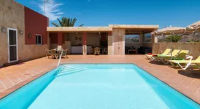 Villa Los Azules with pool and jacuzzi - Image 3