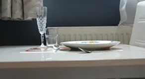 Apartment & Rooms in London - Image 5