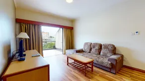 Upgraded - Spacious Cozy Apartment Hotel - Image 2