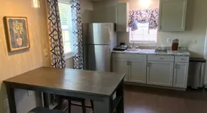 Andy Griffith Parkway Inn - Image 4