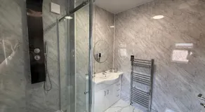 RV Maryvale en-suite rooms in beautiful Bournville Village - Image 2