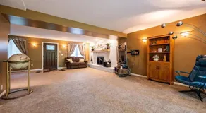 River Retreat Secluded Oasis with Hot Tub-Family Friendly - Image 3
