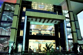 The Revanta Hotel - Image 4