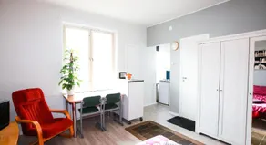 Cozy studio next to bus station host by B&B Tuure - Image 2