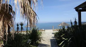 Vue sur mer et montagnes - Image 5