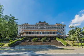 Century Hotel - Image 4
