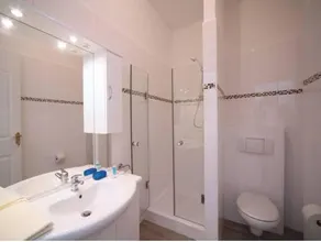 Nove Boutique Apartments - Image 5