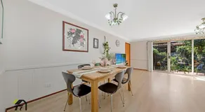 2B1B Villa in heart of Eastwood - Image 3