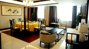 Xiangtai Hotel - Image 4