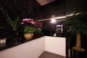 Jade hotel - Image 4