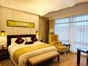 Jinling Nanlin Hotel - Image 2