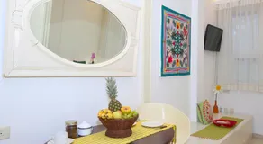 Unhotel - Charmoso Studio Para Temporada em Ipanema - Image 2