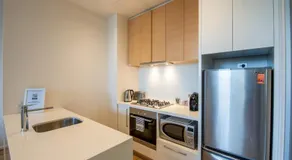 Prima Pearl - Apartment with Balcony next to Casino and MCEC - Image 5