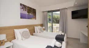 Olivista Hotel - Image 2