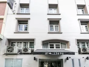 24 Inn at BTS Phrom Phong - Image 3