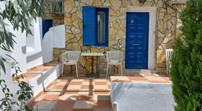 Serifos Palace - Image 4