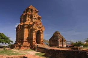 Bella Villa - Image 1