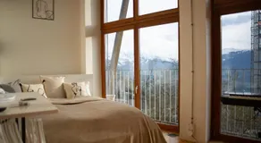 Loft with Home Cinema - Image 2