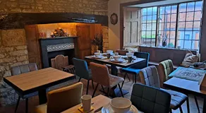 Wilde Escapes - Image 2