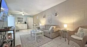 Surfing Turtle Inn - Image 2
