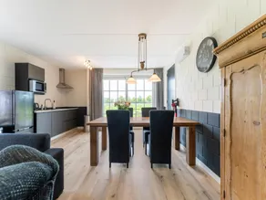 Beautiful holiday home with terrace - Image 2